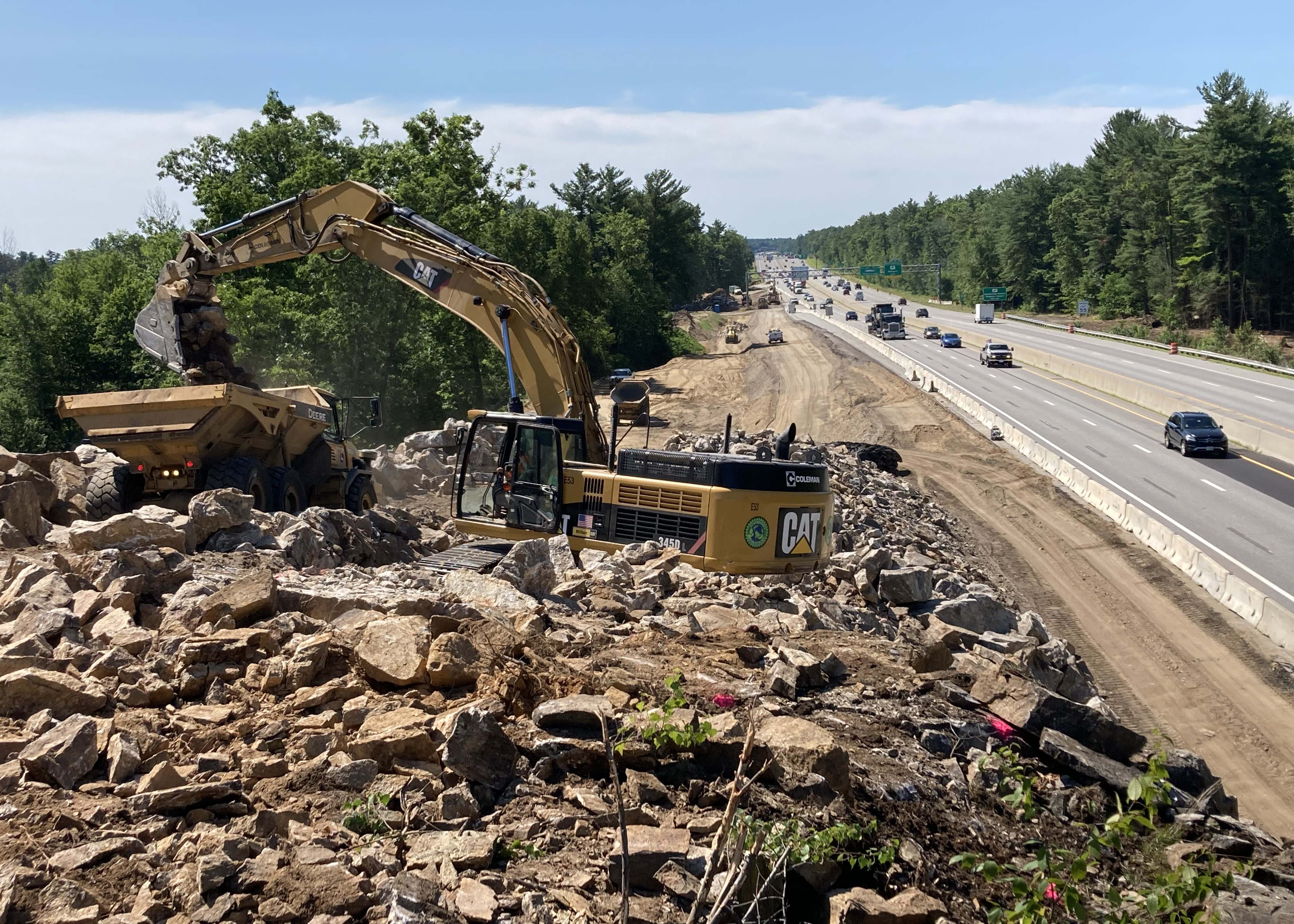 Rock Removal Adjacent to NB Travel Lanes - August 2022